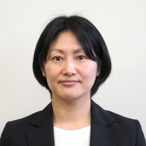 佐久間 彩子 顔写真