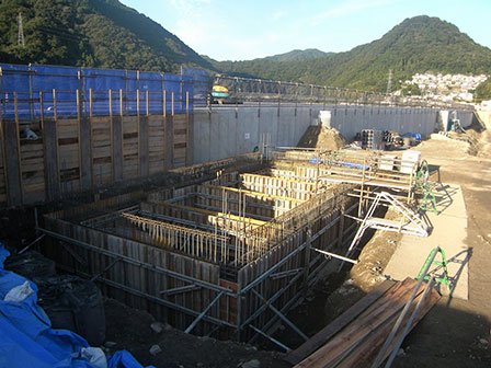 RI棟基礎工事 写真