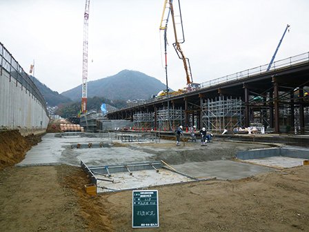 コンクリート打設工事~4工区西側 写真