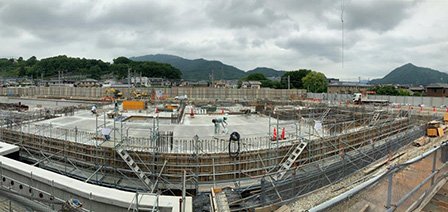 エネルギーセンター棟~1階床 写真