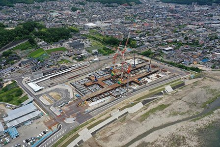 太田川側からの工事全景～敷地南西側 写真