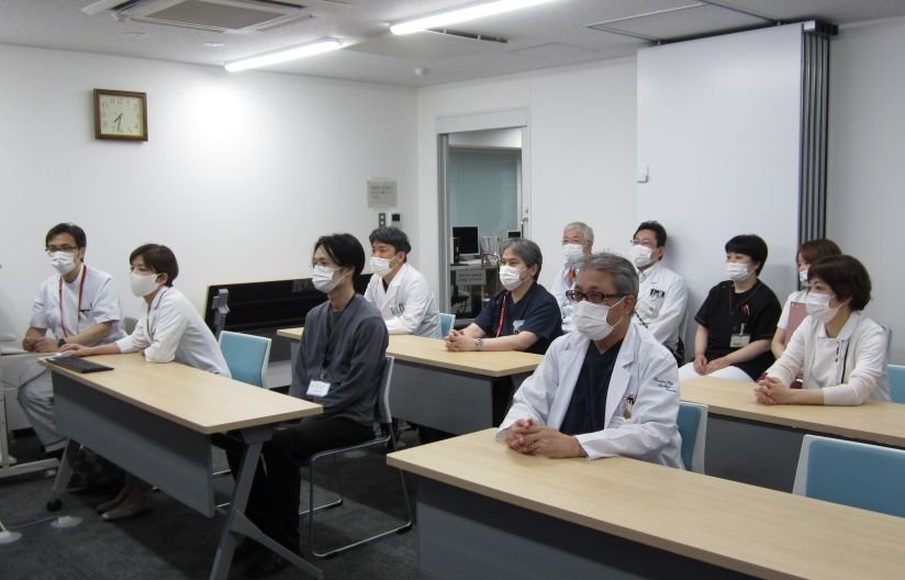 腫瘍内科キャンサーボードhp.JPG